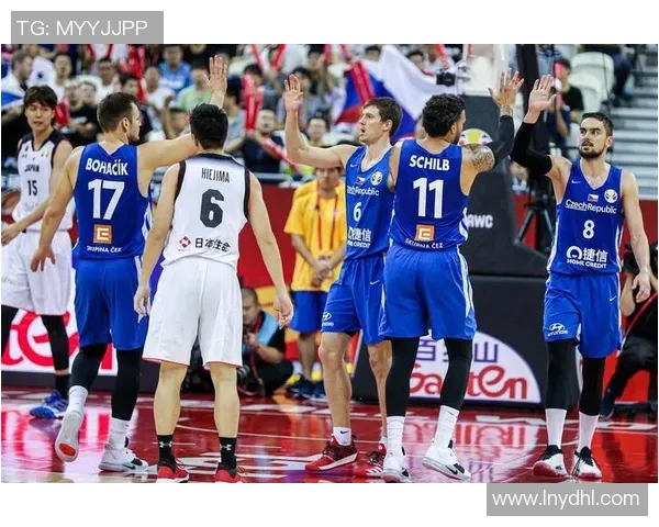 捷克与日本足球对决分析：战术特点与球队状态全面解读